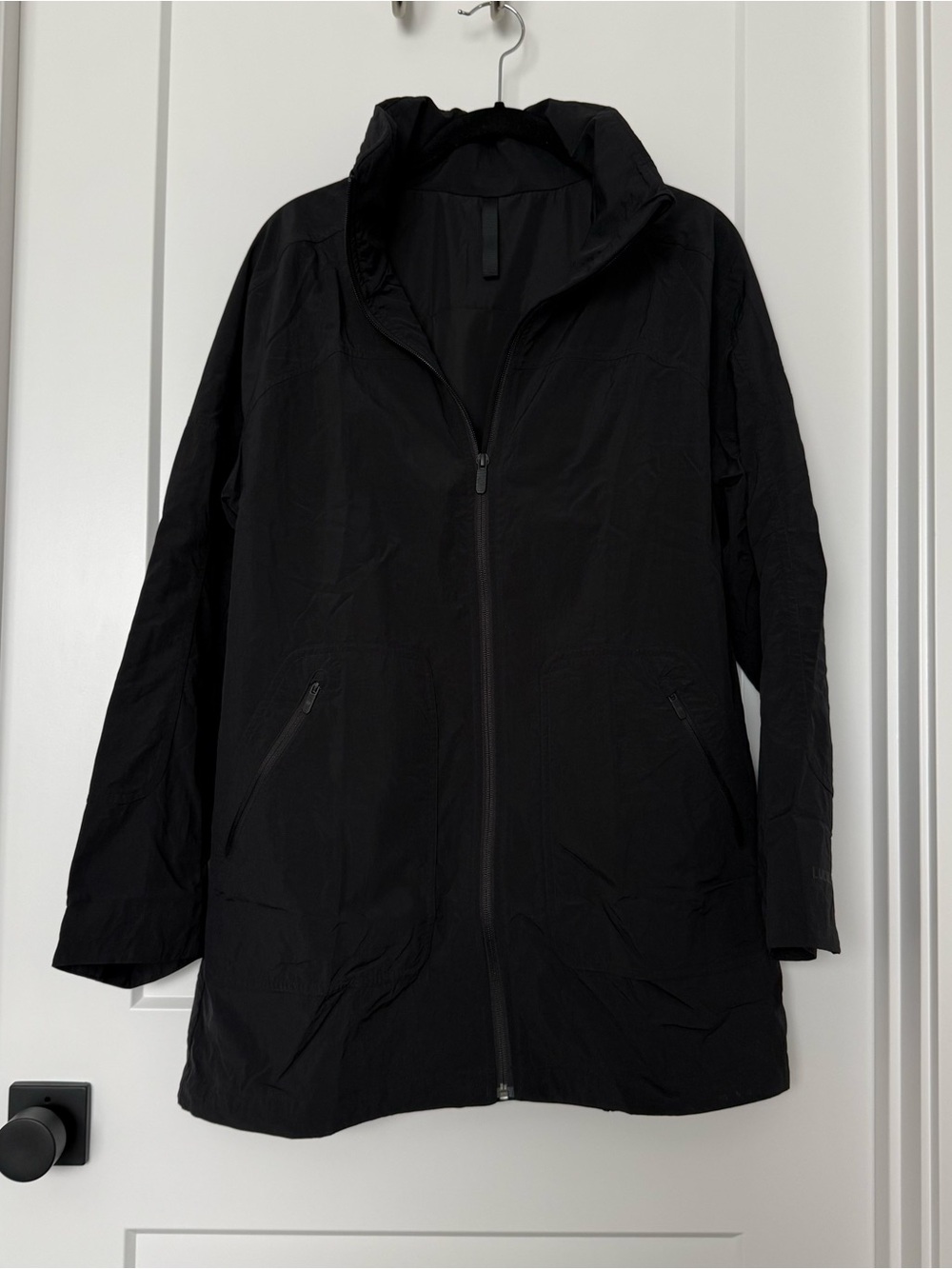 Lululemon Water Resistant Wind Breaker with Stowaway Hood XXXS